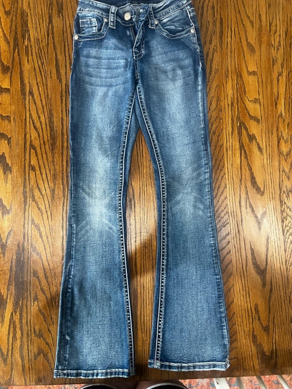 Women’s Boot Cut Jeans in Faded Blue